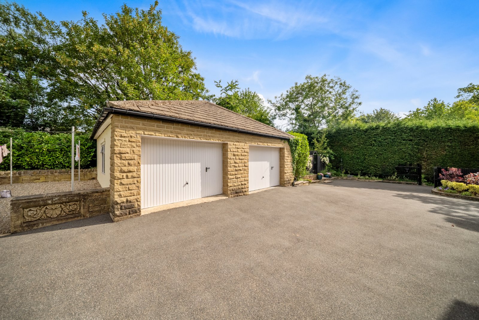 Leeds Road, Idle, Bradford, West Yorkshire, BD10