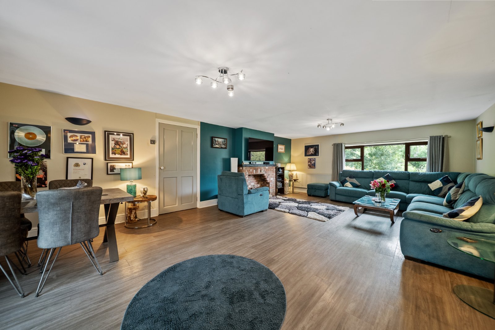 Dean Head, Scotland Lane, Horsforth, Leeds, LS18