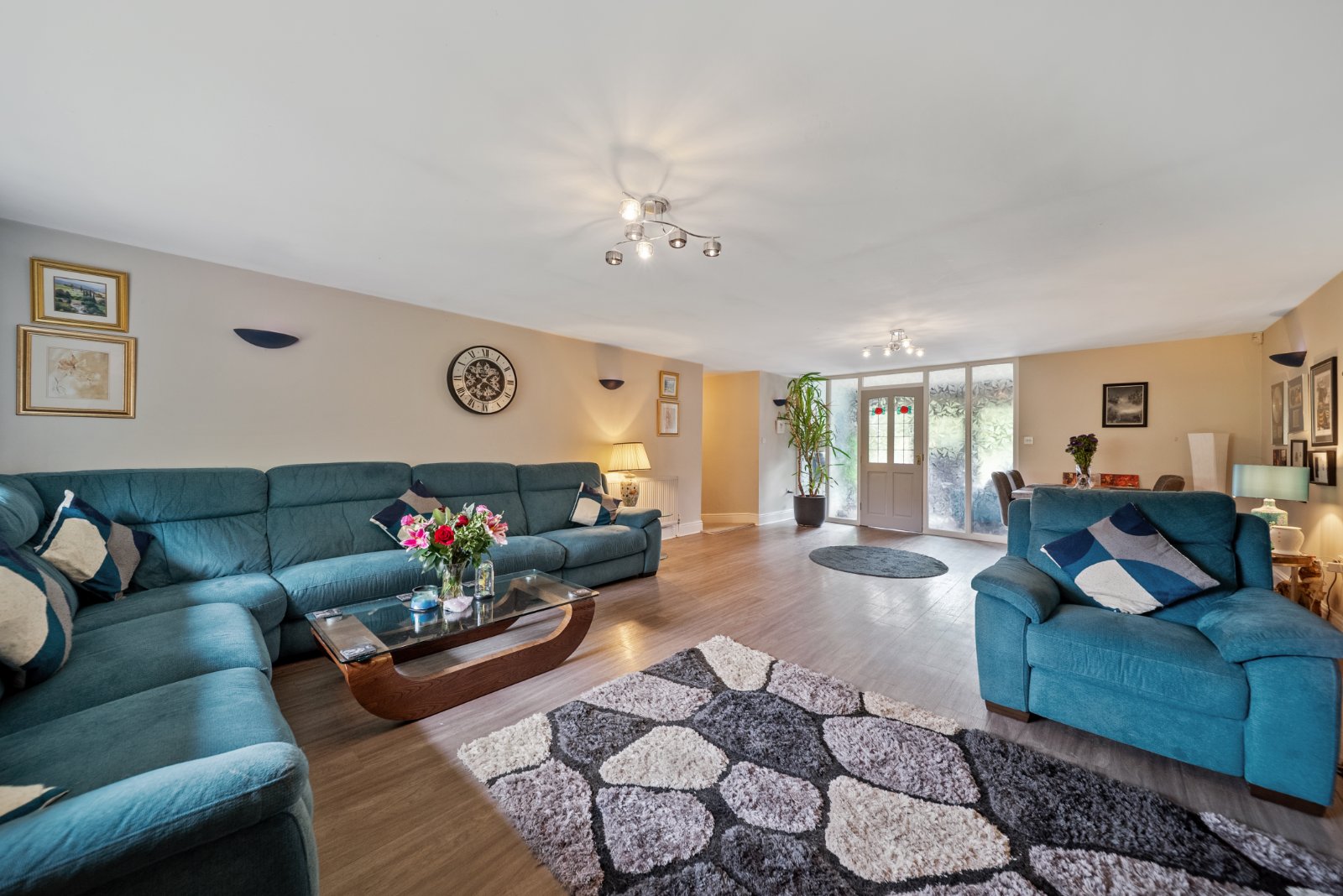 Dean Head, Scotland Lane, Horsforth, Leeds, LS18
