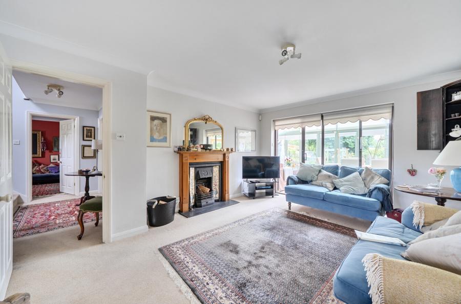 4 bedroom  detached house for sale