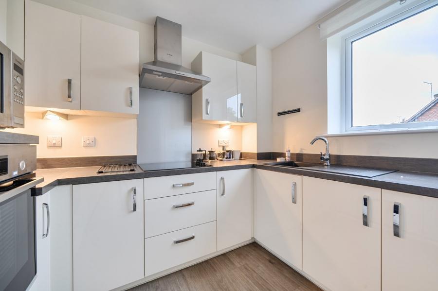 2 bedroom apartment for sale