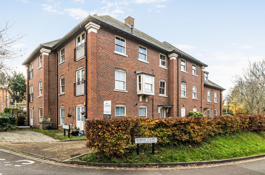2 bedroom apartment for sale