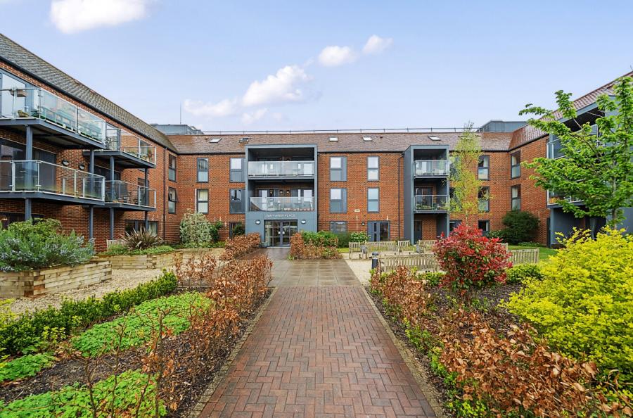 1 bedroom apartment for sale
