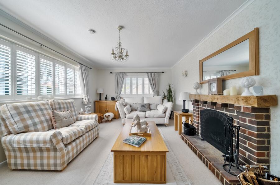 3 bedroom  detached bungalow for sale