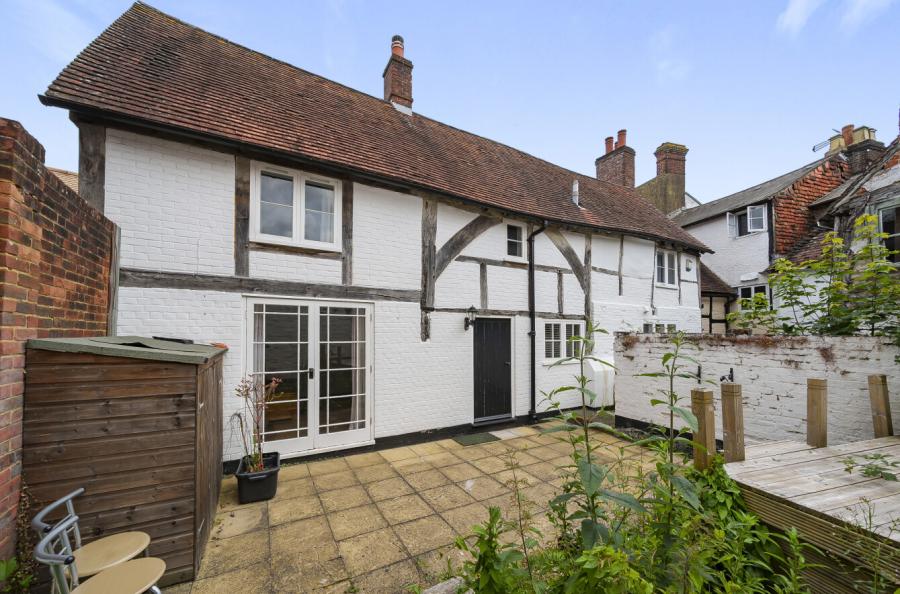 2 bedroom terraced house to rent