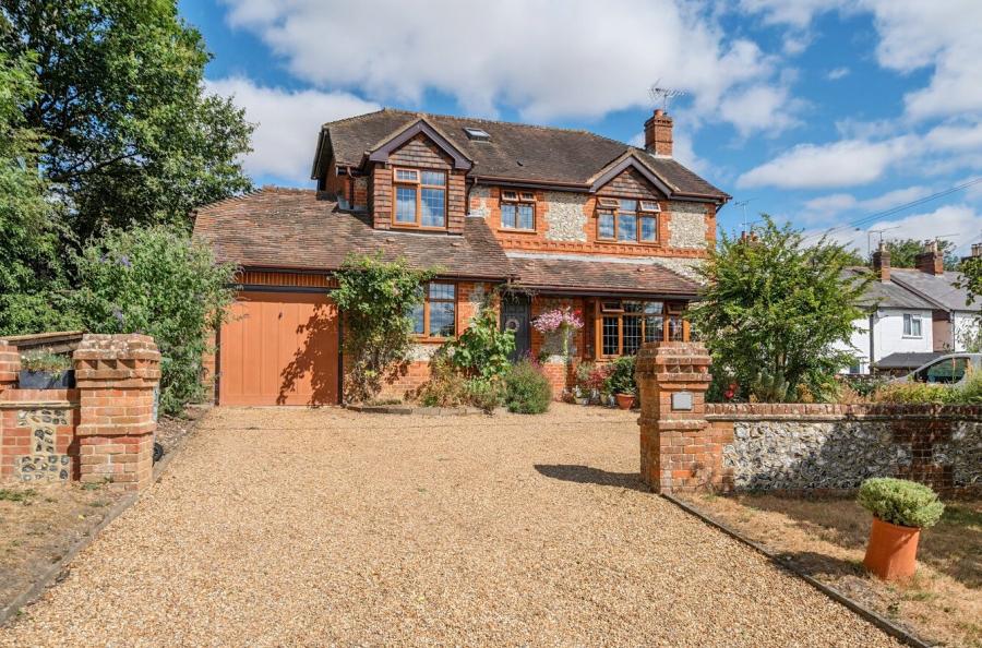 5 bedroom house for sale