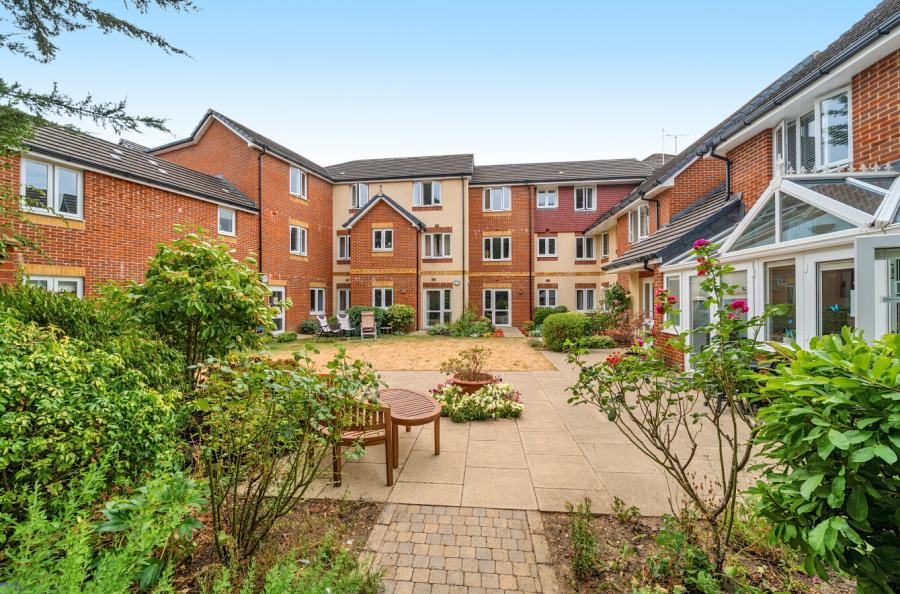 1 bedroom apartment for sale
