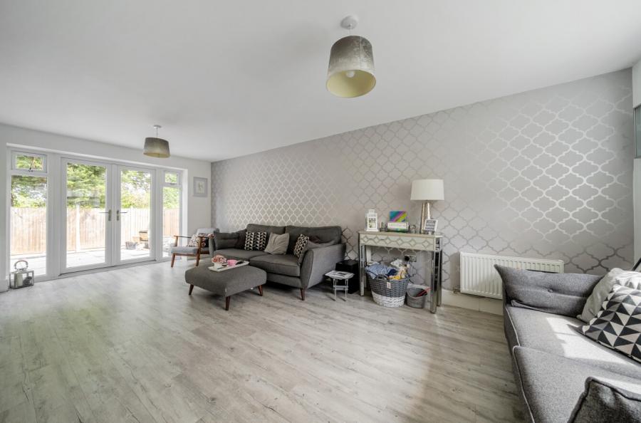 4 bedroom  detached house for sale
