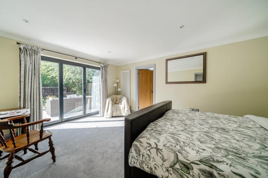 3 bedroom  detached house for sale