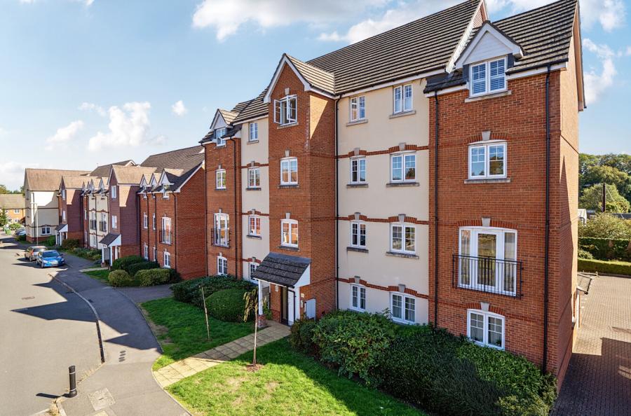2 bedroom apartment for sale