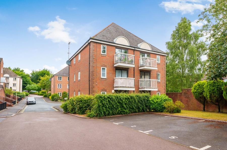 1 bedroom apartment for sale