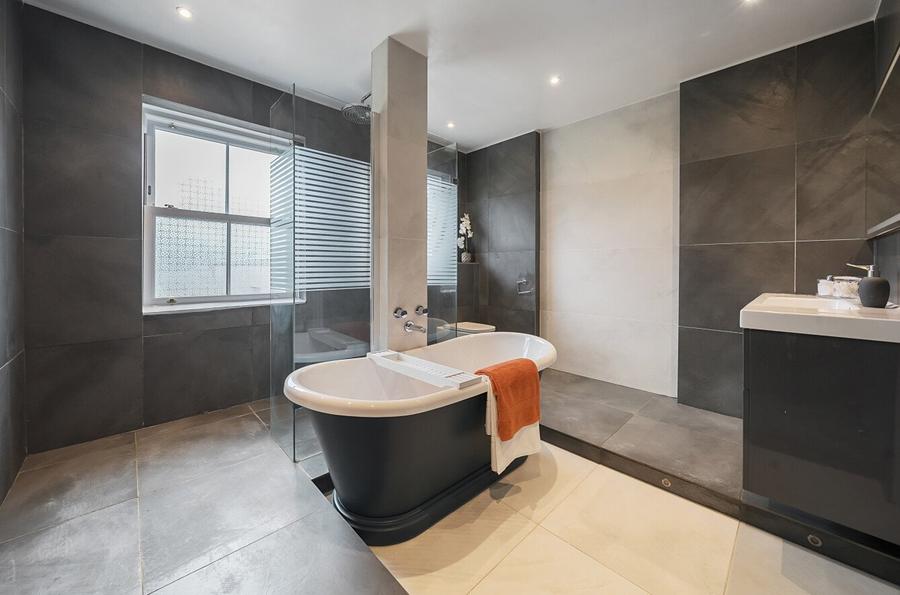 5 bedroom house to rent