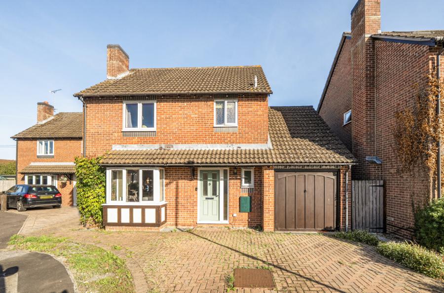 3 bedroom  detached house to rent