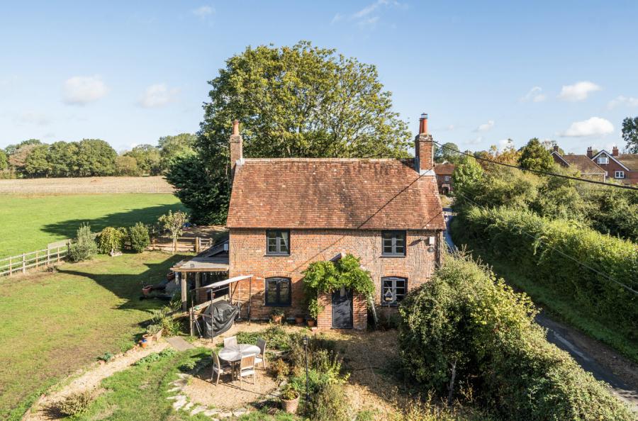 4 bedroom  detached house for sale
