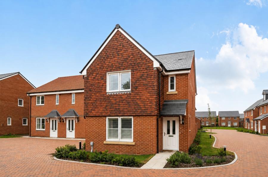 3 bedroom  detached house for sale