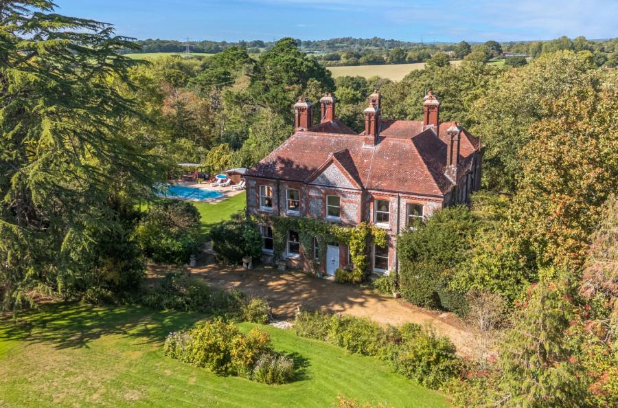 7 bedroom  detached house for sale