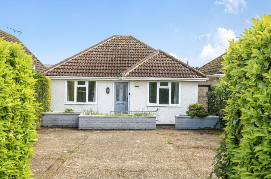 3 bedroom  detached bungalow for sale