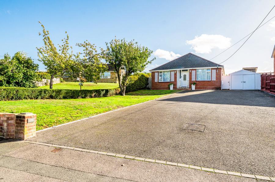 3 bedroom  detached bungalow for sale