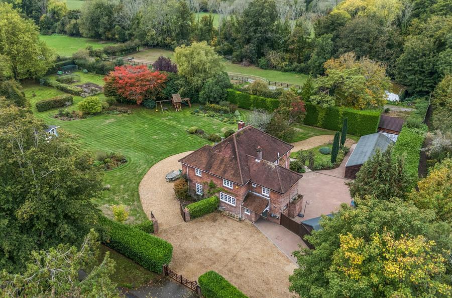 5 bedroom house for sale