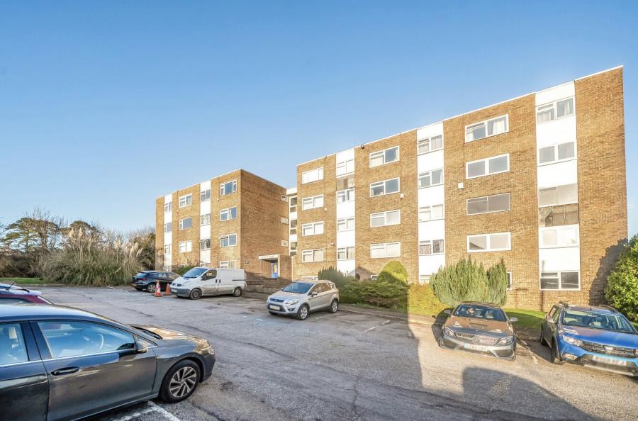 2 bedroom apartment to rent