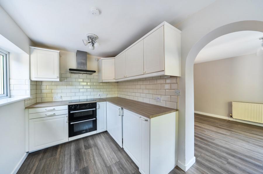 3 bedroom  detached house to rent