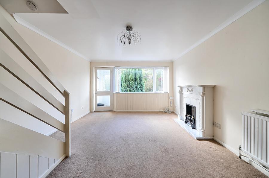2 bedroom  terraced house for sale