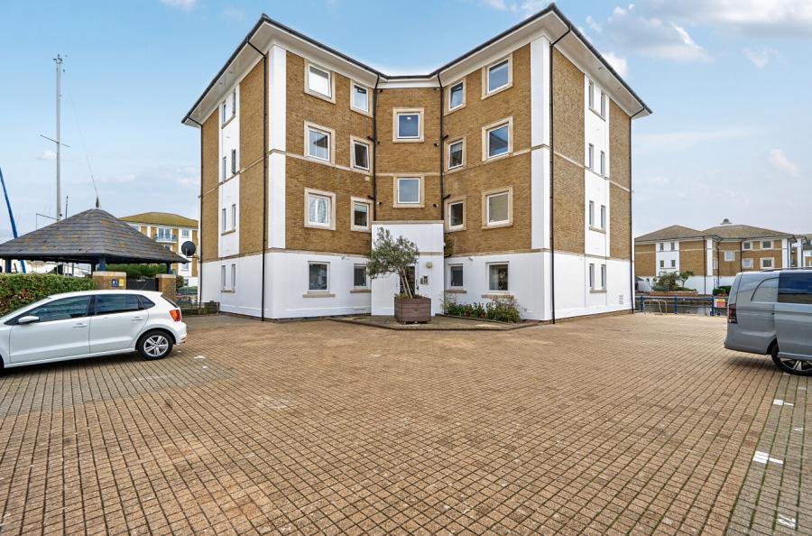 2 bedroom apartment to rent