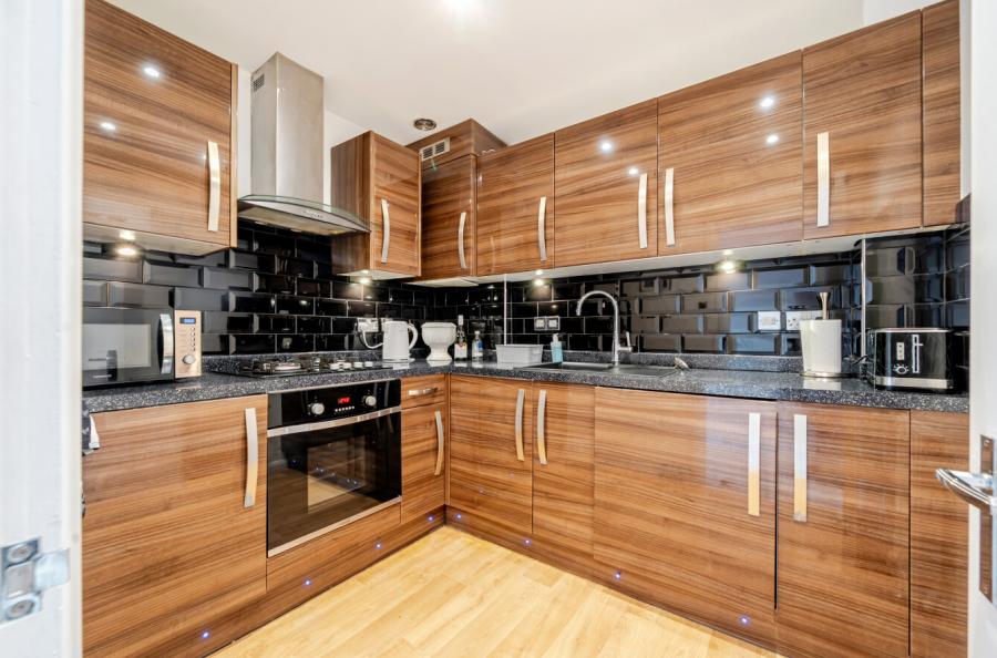 2 bedroom apartment to rent