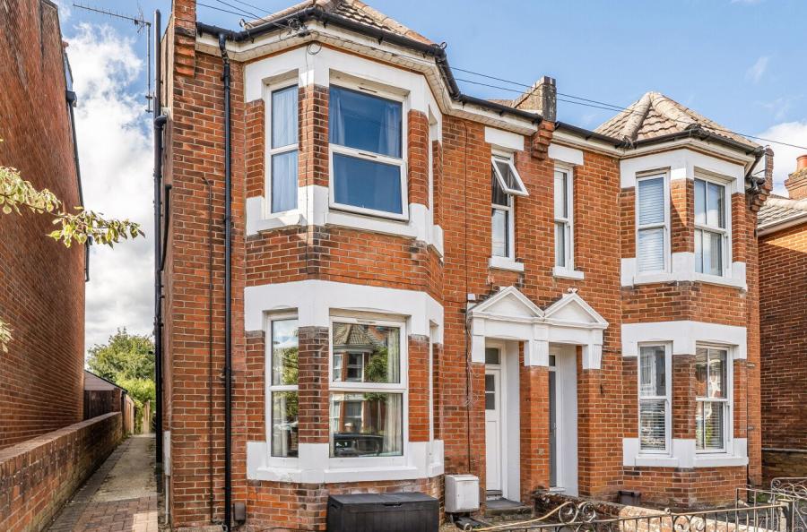 1 bedroom apartment for sale