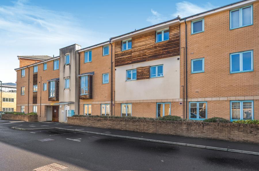 2 bedroom apartment for sale