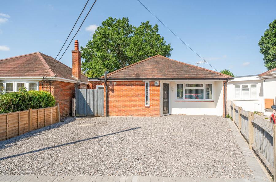 2 bedroom detached bungalow for sale