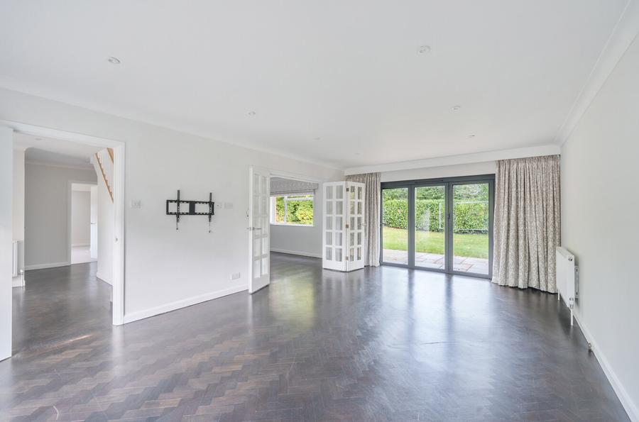 4 bedroom  detached house for sale