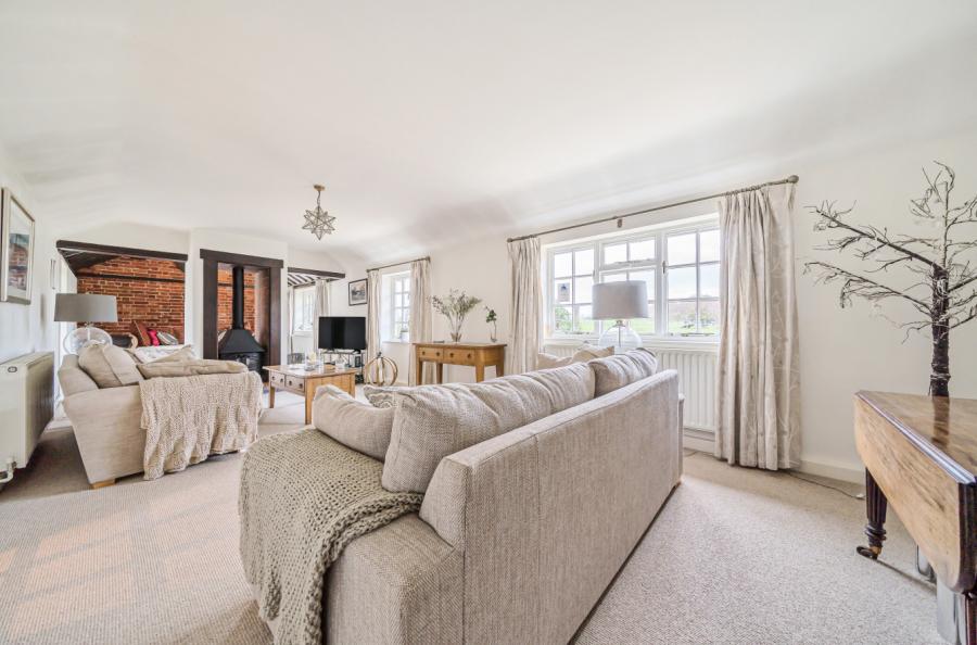 5 bedroom  detached detached house for sale