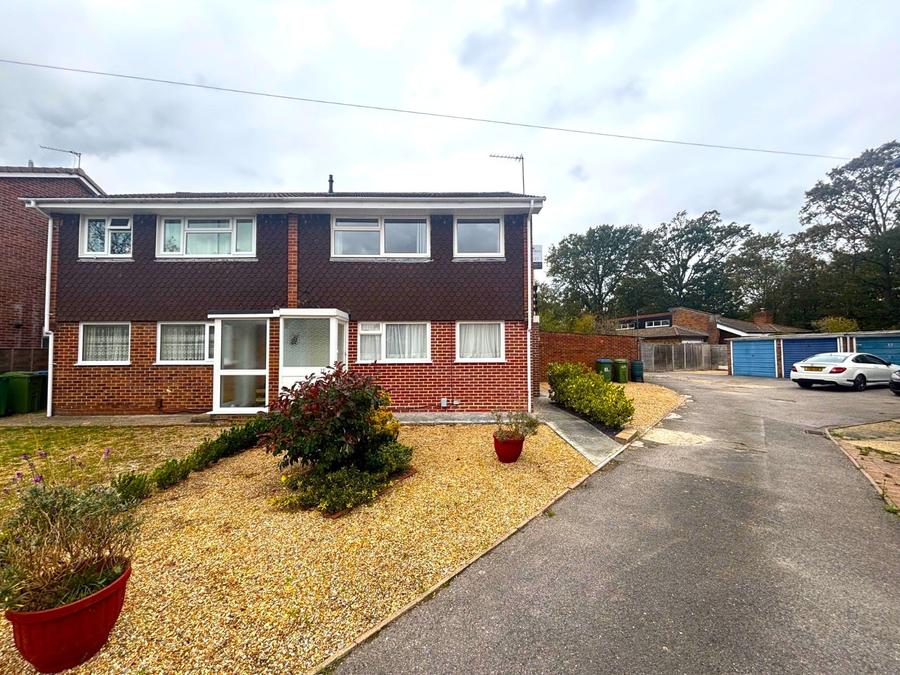 2 bedroom maisonette to rent