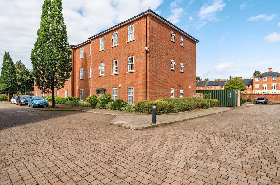 2 bedroom apartment for sale