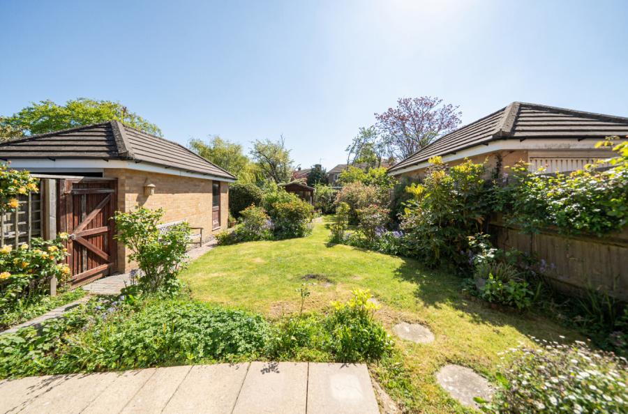 4 bedroom  detached house for sale