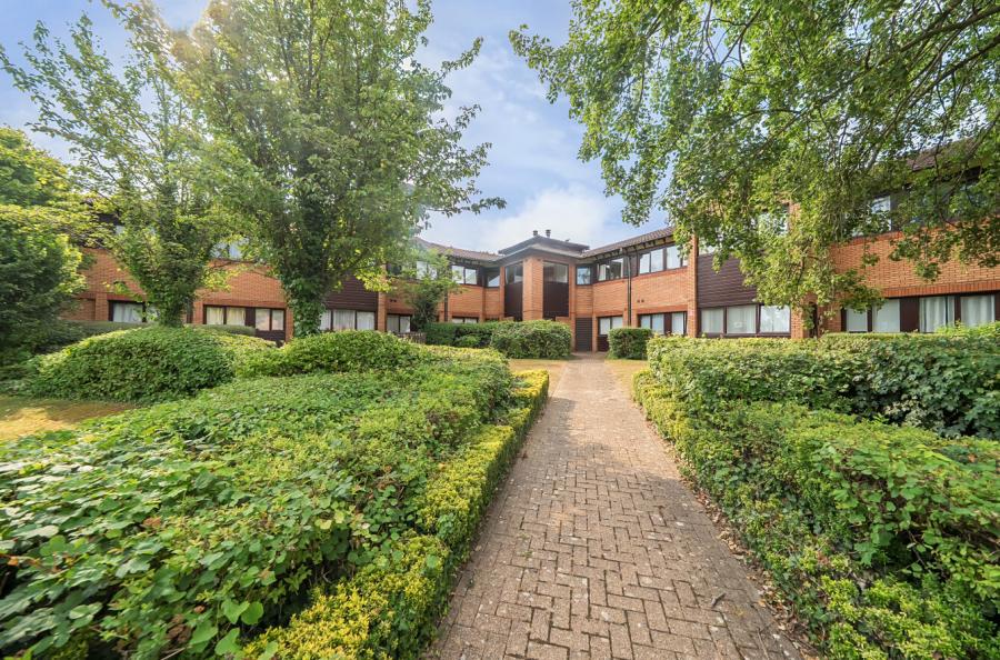 1 bedroom apartment for sale