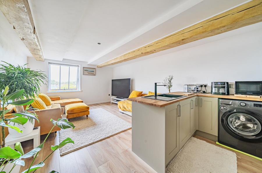 1 bedroom apartment for sale