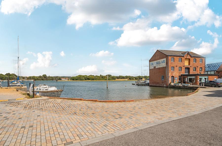 1 bedroom apartment for sale