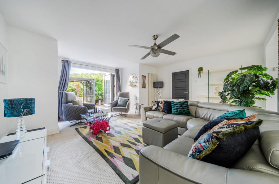 4 bedroom  detached house for sale