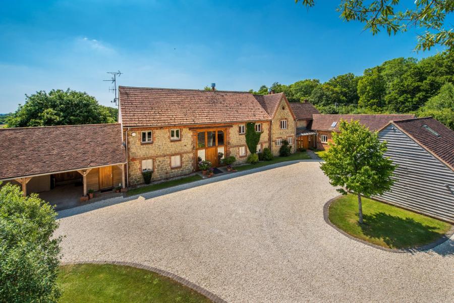 5 bedroom house to rent