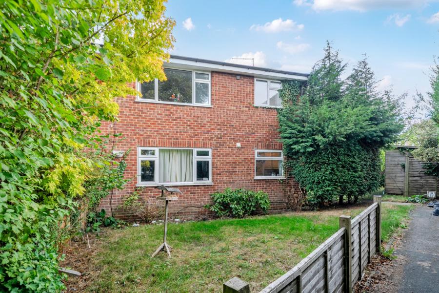 2 bedroom maisonette to rent