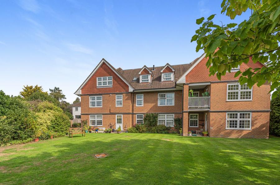 2 bedroom apartment for sale
