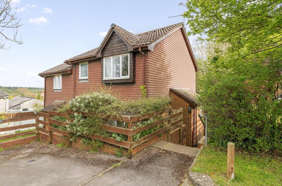 1 bedroom  terraced house for sale