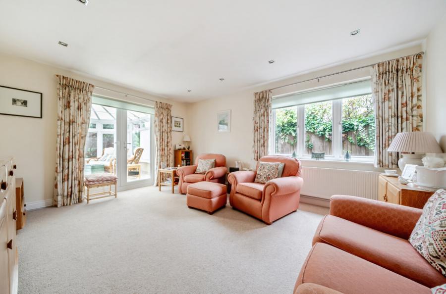 3 bedroom  detached bungalow for sale