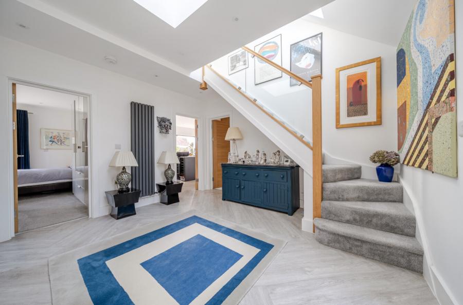 4 bedroom  detached house for sale