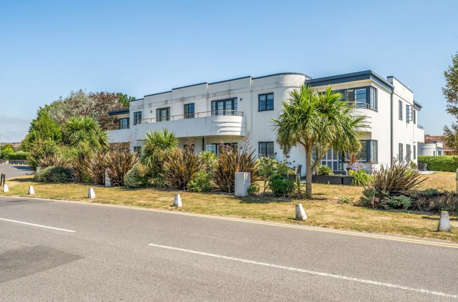 2 bedroom apartment for sale
