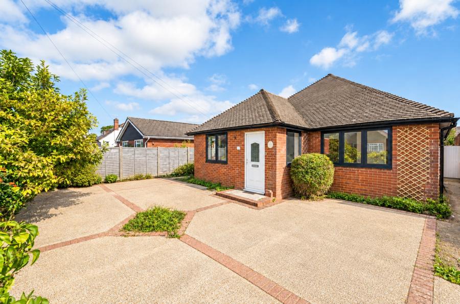 3 bedroom  detached bungalow for sale