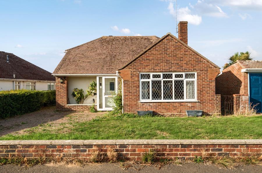 3 bedroom  detached bungalow for sale