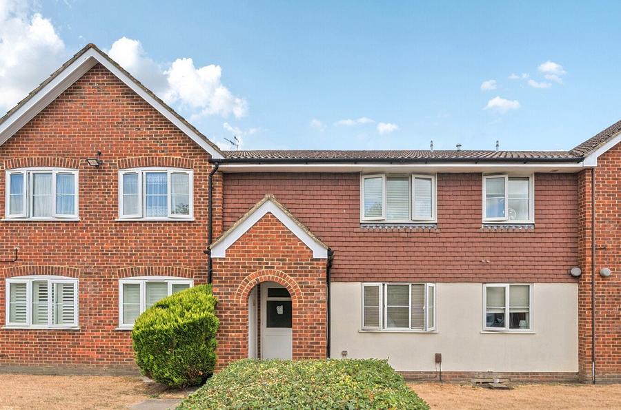 1 bedroom apartment to rent